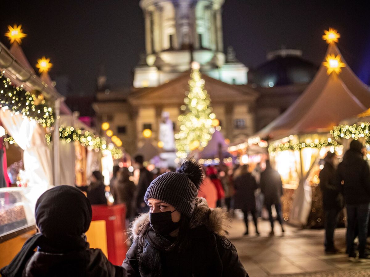 Foto: Mercadillo navideño en Berlín. (EFE/Martin Divisek)