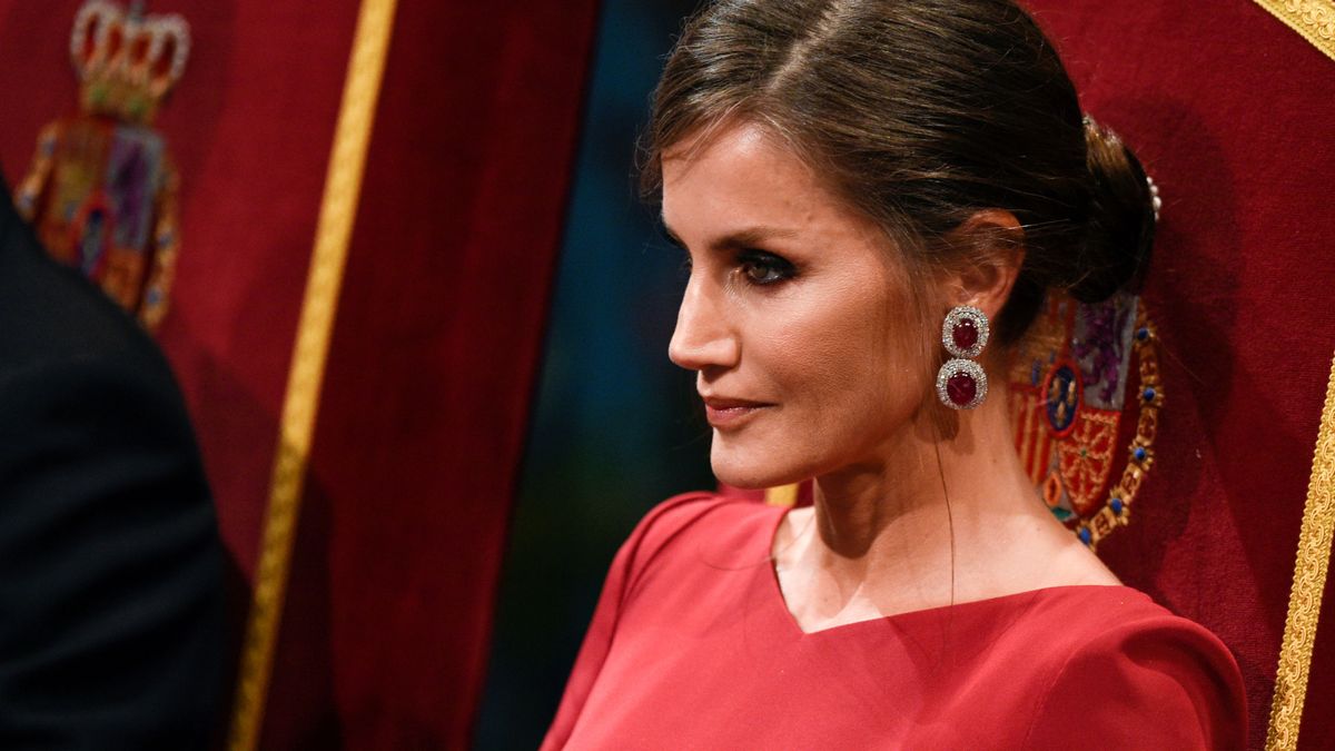 La reina Letizia en los Premios Princesa de Asturias: los 8 vestidos más bonitos que ha llevado