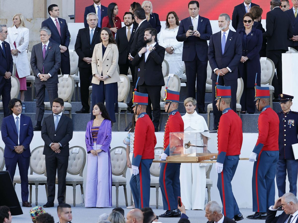 Foto: Ceremonia de investidura de Gustavo Petro como presidente de Colombia. (EFE/Mauricio Dueñas Castañeda)