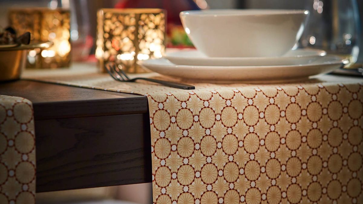 Viste tu mesa con lujo y encanto gracias a estos complementos de Ikea