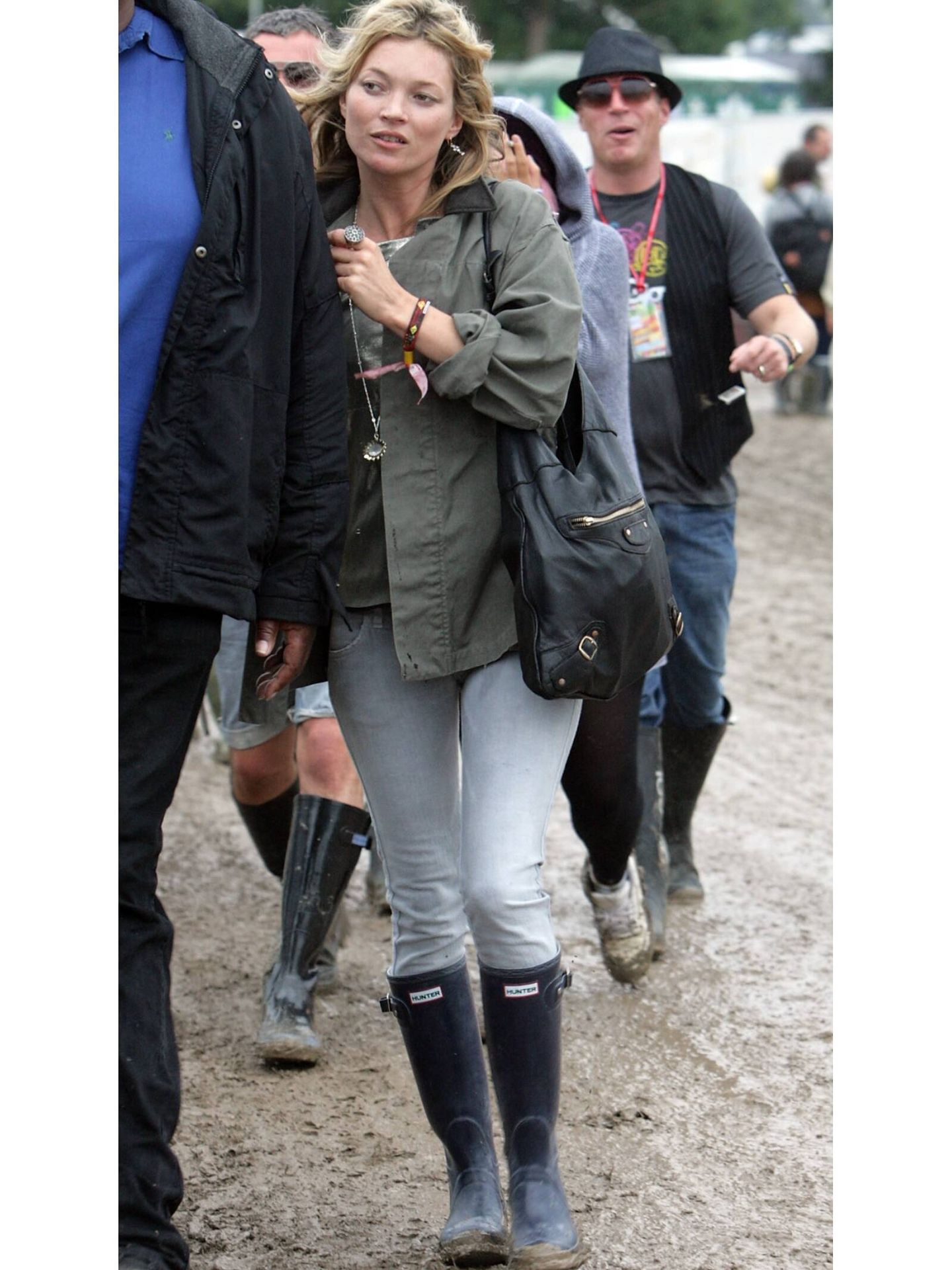 La modelo Kate Moss, con las botas. (Getty)