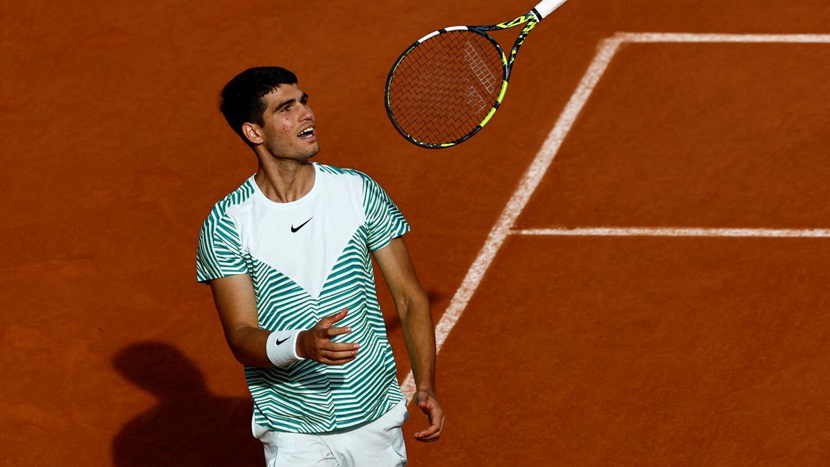 Carlos Alcaraz - Djokovic hoy | Roland Garros 2023: resultado y lesión de Alcaraz en la semifinal, en directo