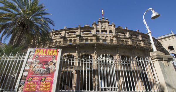 Foto: Actual fachada de la Plaza de Toros de Palma de Mallorca, conocida popularmente como Coliseo balear. (EFE)