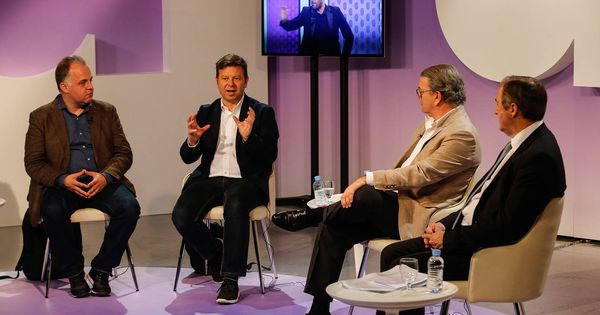 Foto: Lluis Alsina, Tinet Rubira, José Ramón Díez y Eladio Jareño. (RTVE)