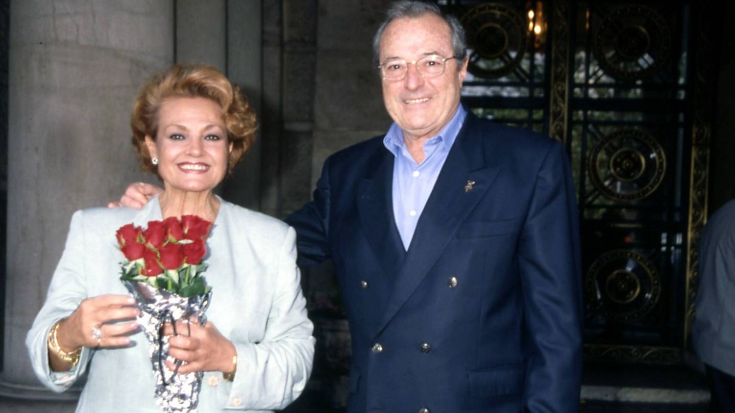 Carmen Sevilla con su segundo marido, Vicente Patuel. (Cordon Press)