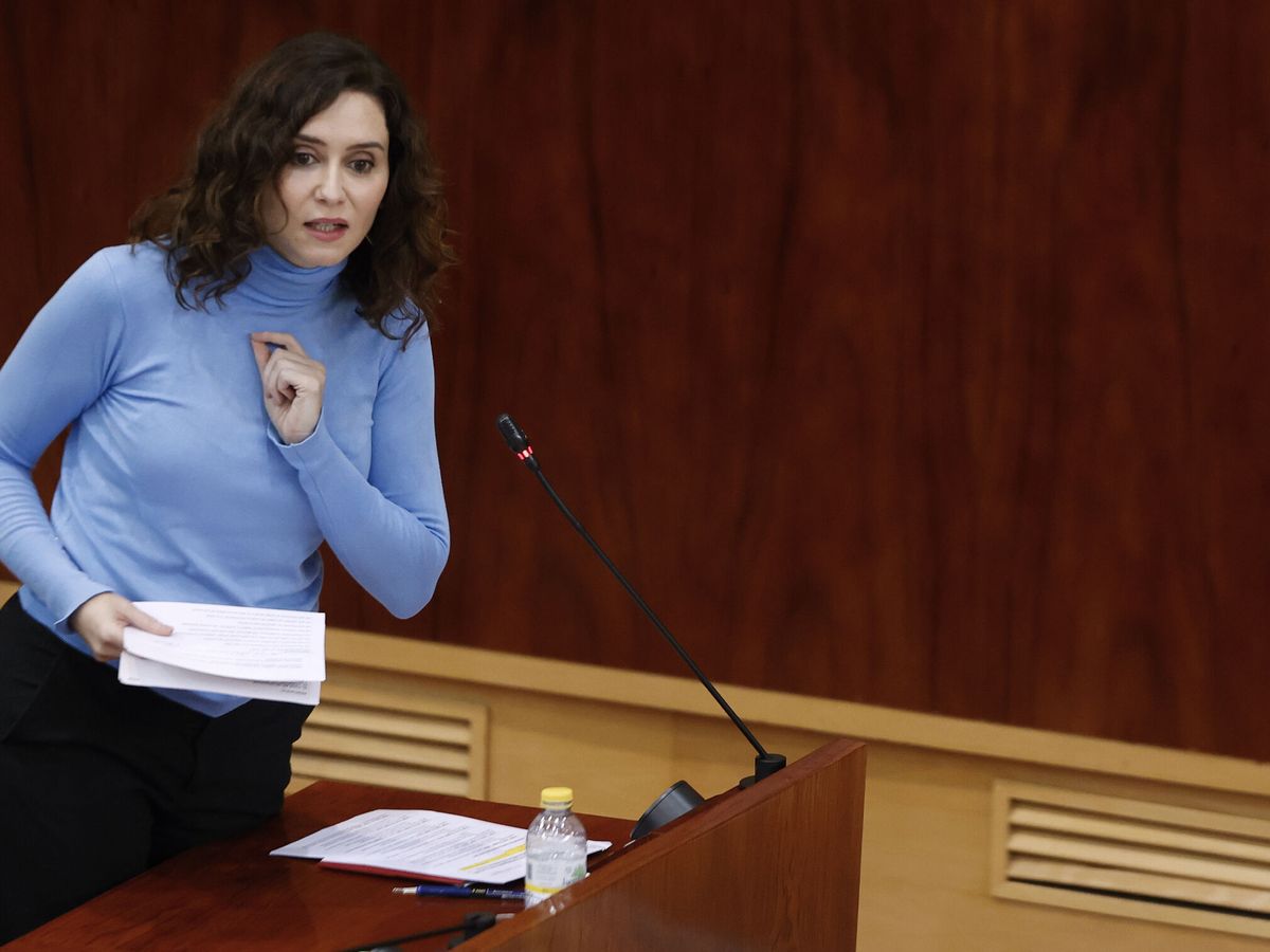 Foto: Isabel Díaz Ayuso, durante un pleno en la Asamblea de Madrid. (EFE/Javier Lizón)