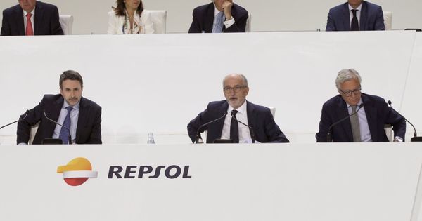 Foto: Foto de archivo de la junta de accionistas de Repsol. (EFE)