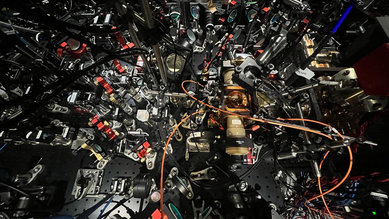 Foto: El circuito cuántico de Harvard financiado por DARPA. (Harvard University)