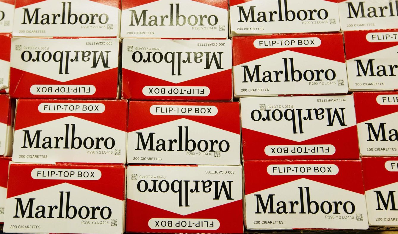Pequetes de cigarrillos Malboro. (Reuters)