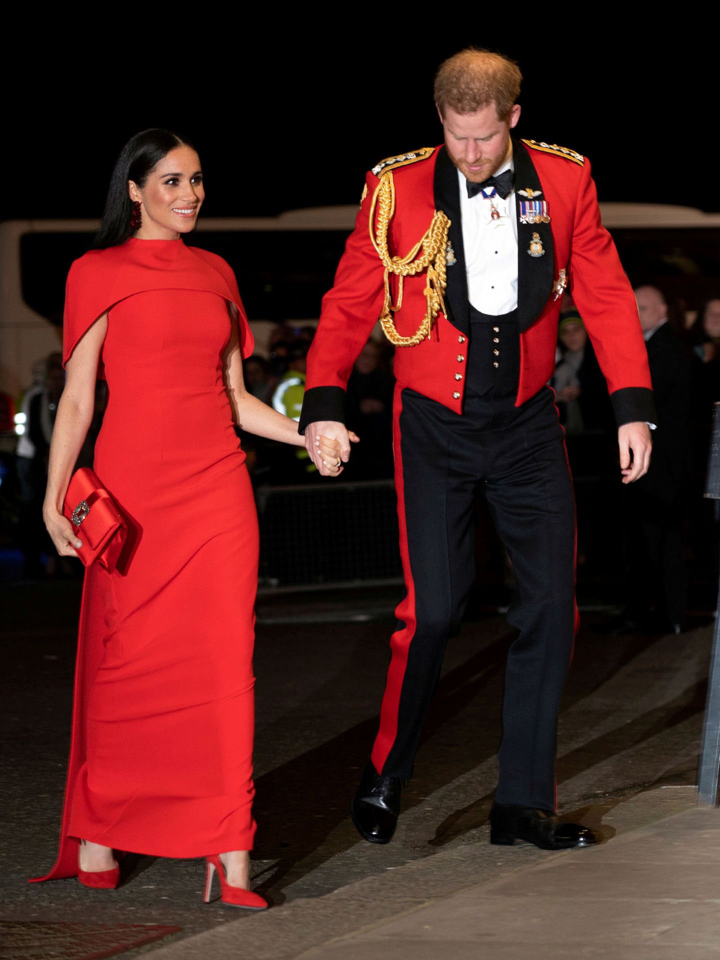 Meghan y Harry, en su última cita nocturna como royals, el pasado marzo. (Reuters)