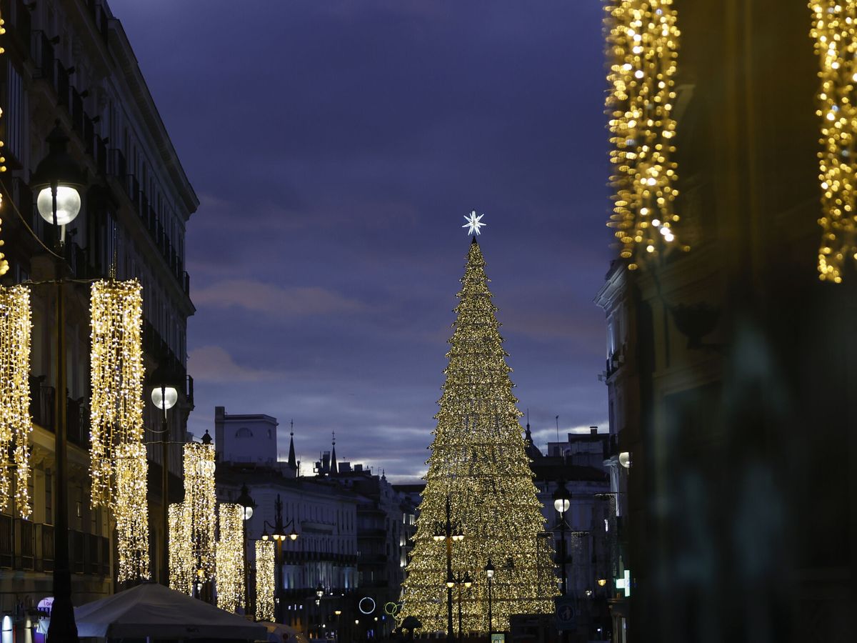 Foto: Luces de navidad en Madrid (EFE/Mariscal)
