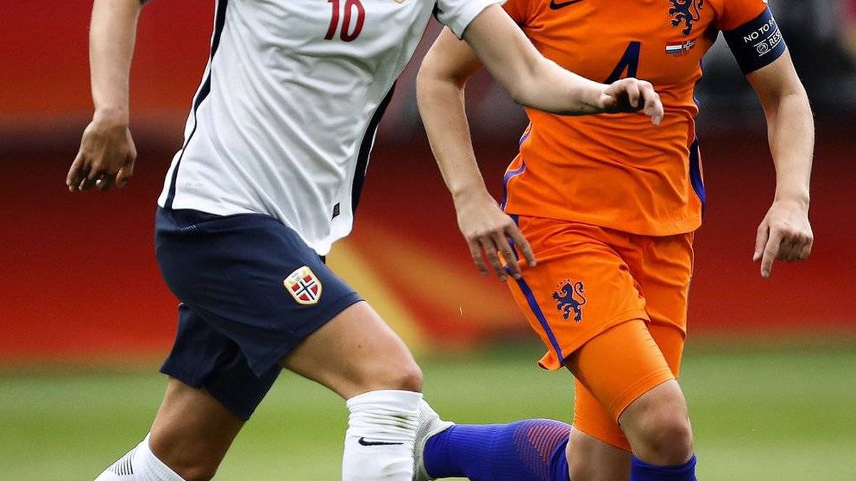 Las mujeres de la selección noruega de fútbol cobrarán igual que los hombres