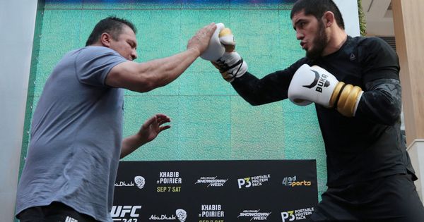 Foto: Khabib Nurmagomedov entrenándose para la pelea con Dustin Poirier (REUTERS/Christopher Pike)