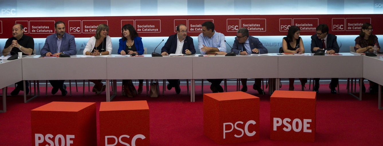 Foto: Pedro Sánchez y Miquel Iceta encabezan la reunión de las Ejecutivas de PSOE y PSC, este 14 de julio en Barcelona. (EFE)