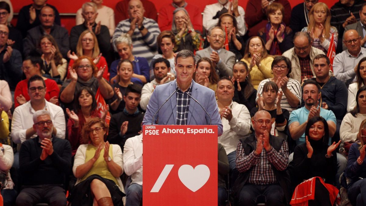 La oposición se vuelca contra Sánchez y le acusa de hacer "show electoral" con Franco
