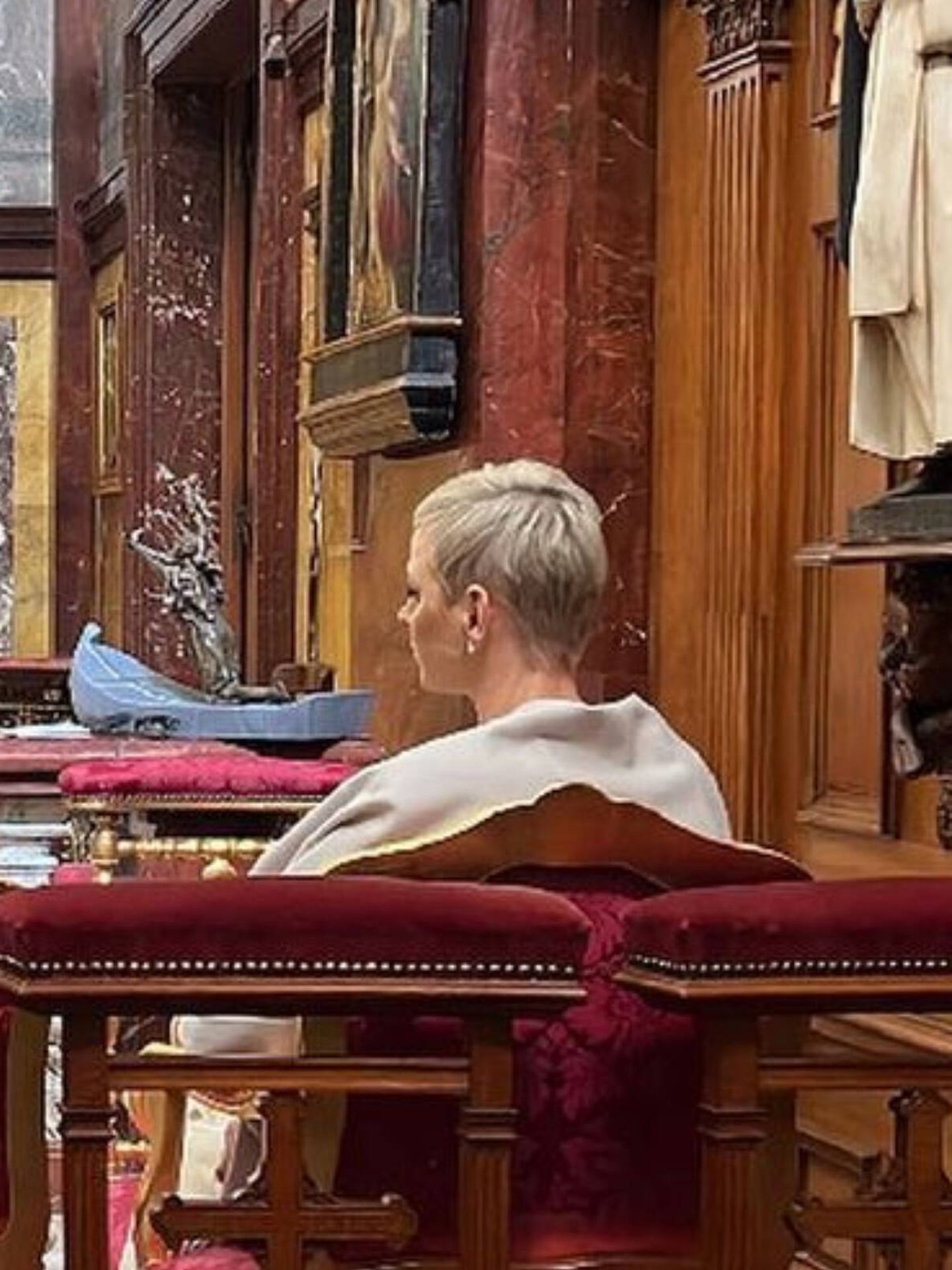 Detalle de la nuca despejada de Charlène de Mónaco. (Instagram/@palaisprincierdemonado)