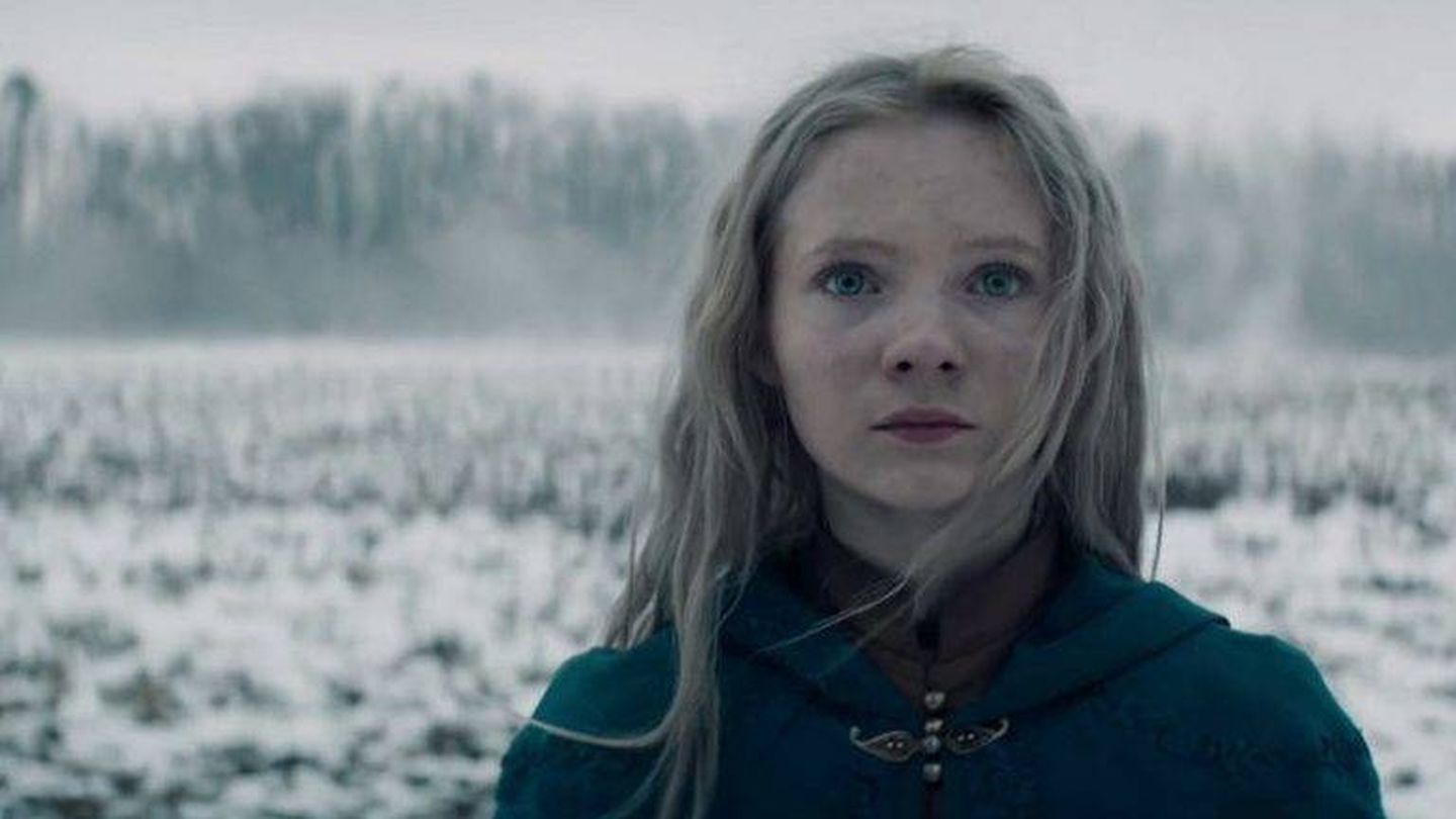 Ciri (Freya Allan) iba a ser la protagonista de 'The Witcher'. (Netflix)