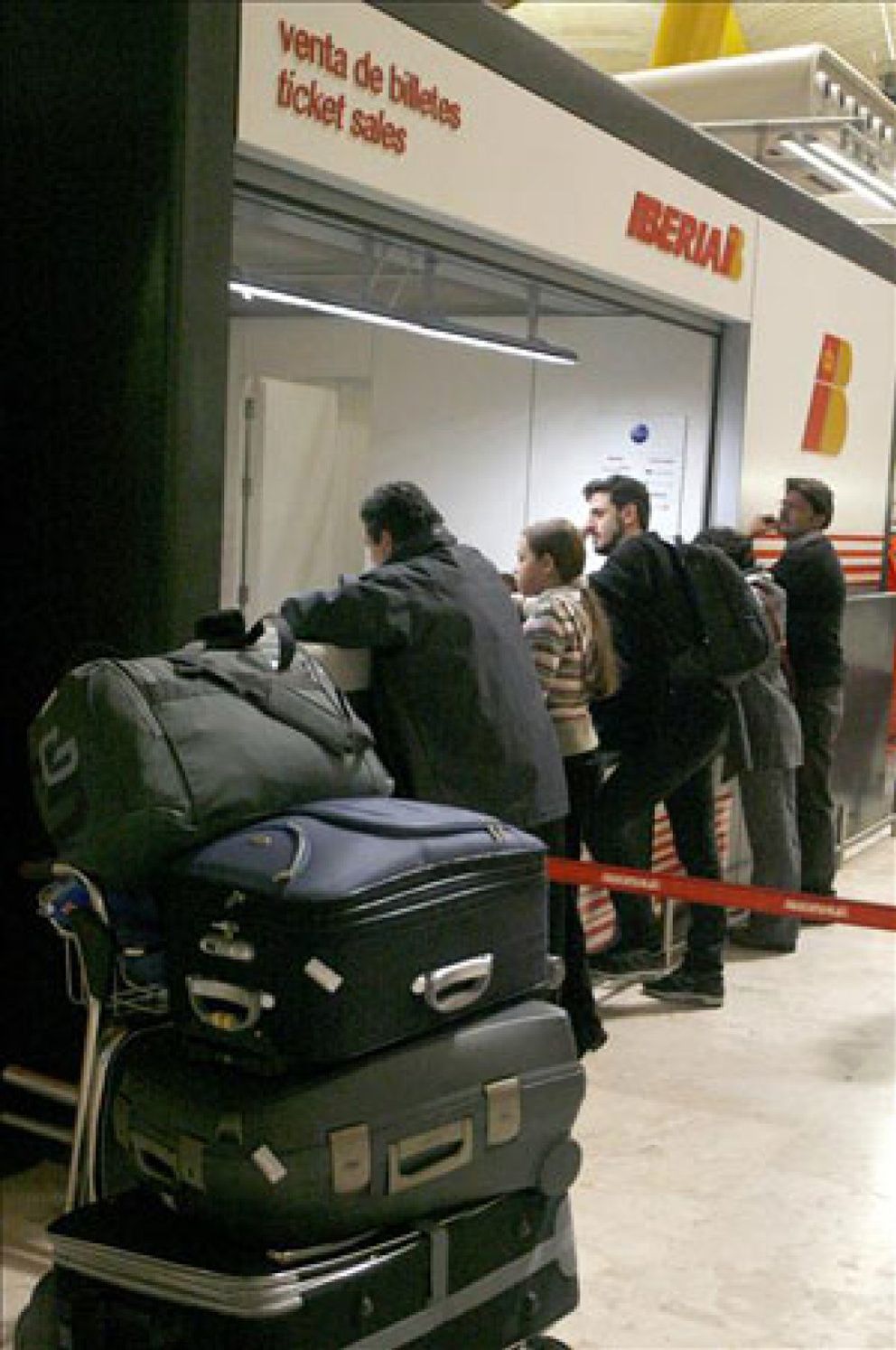Foto: Iberia cancela el 20% de sus operaciones en el primer día de la huelga
