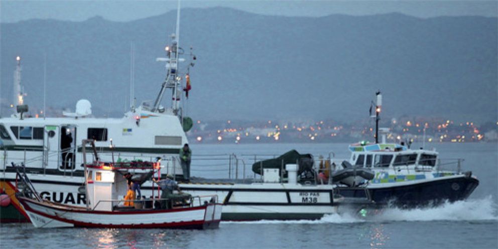 Foto: Londres avisa de que la Royal Navy detendrá las incursiones en aguas de Gibraltar