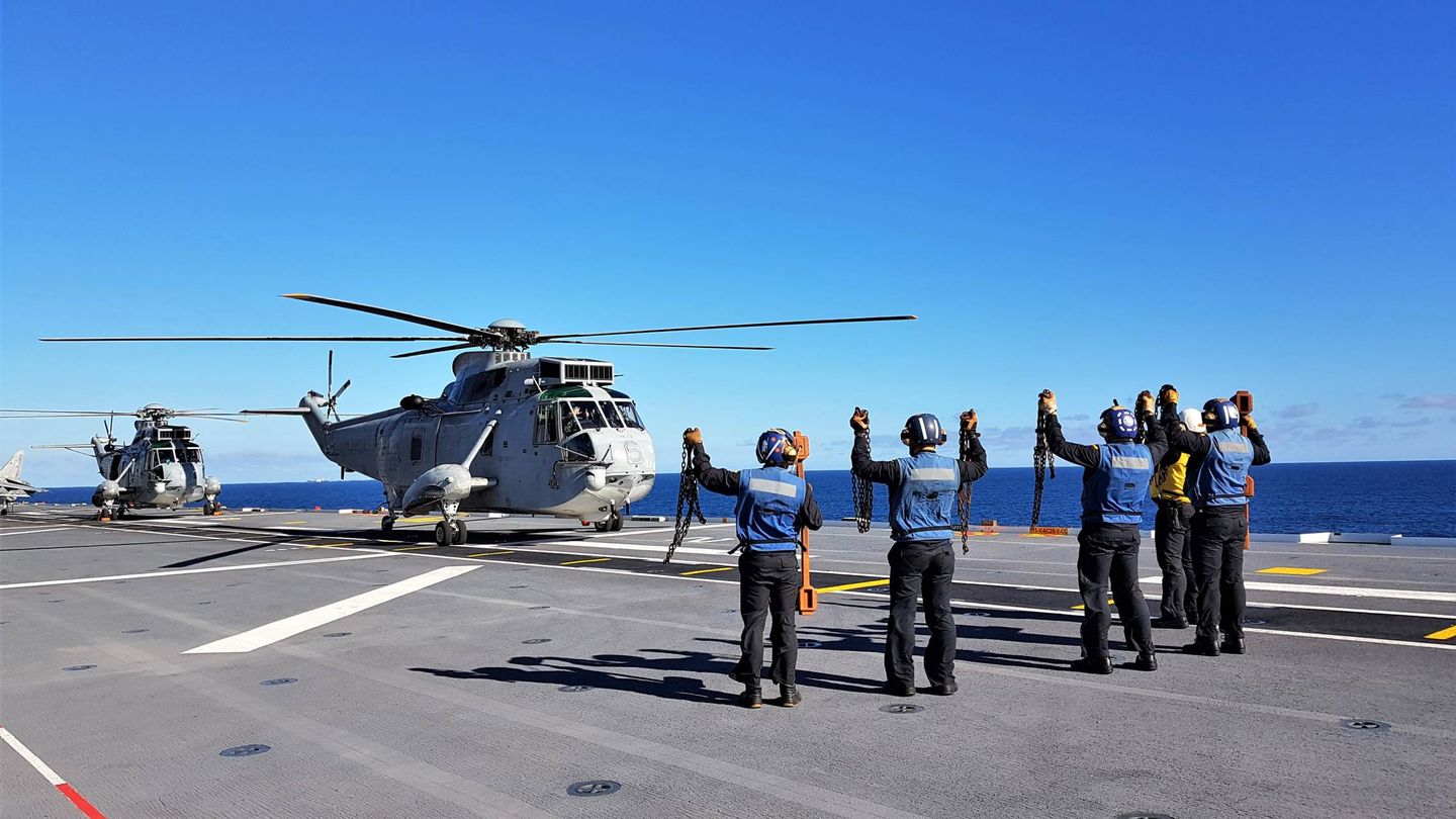 Operaciones aéreas con helicópteros. (Foto: Juanjo Fernández)
