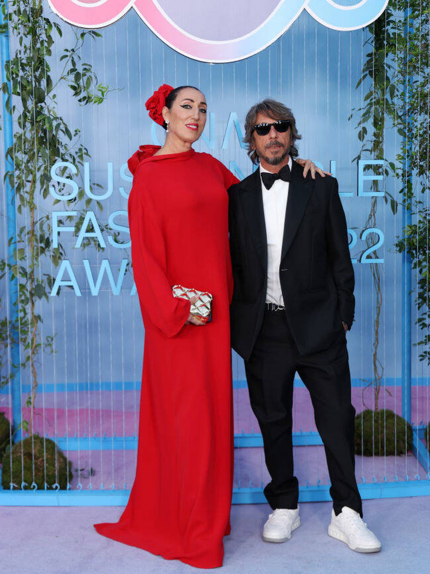 Rossy de Palma y Pierpaolo Piccioli, en los Sustainable Fashion Awards. (Getty)