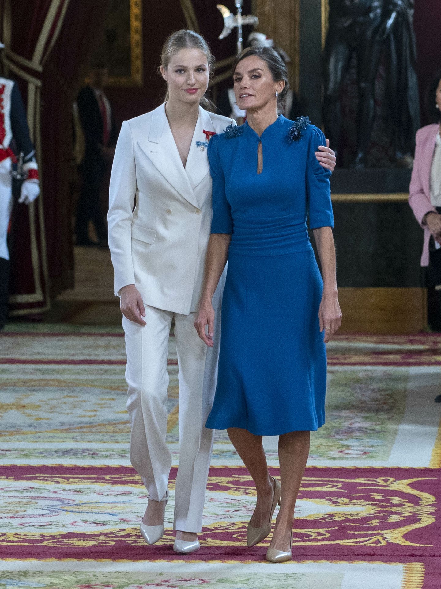 Leonor y Letizia, en el Palacio Real. (Europa Press)