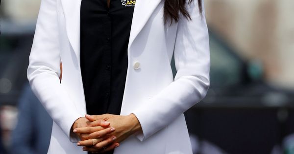 Foto: Meghan Markle es una de las royals incondicionales de esta falda (REUTERS)