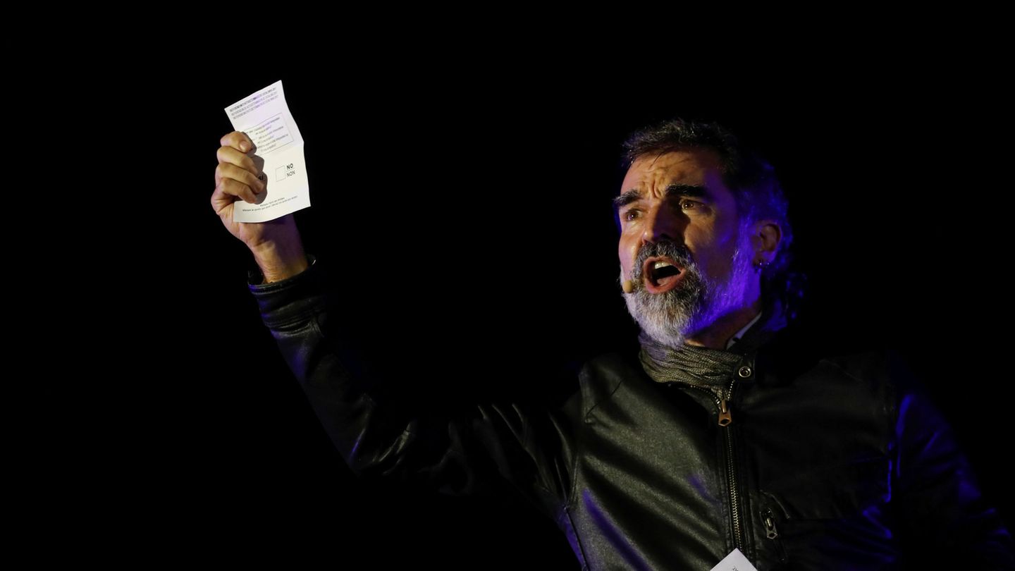 Jordi Cuixart, durante un mitin a favor del referéndum ilegal del 1-O. (Reuters)