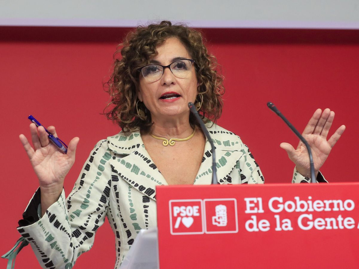 Foto: María Jesús Montero, en rueda de prensa. (EFE/Fernando Alvarado)