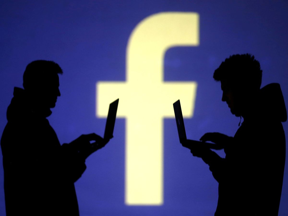 Foto: Los ciberdelincuentes están usando Facebook para robar datos bancarios de los usuarios. (Reuters)