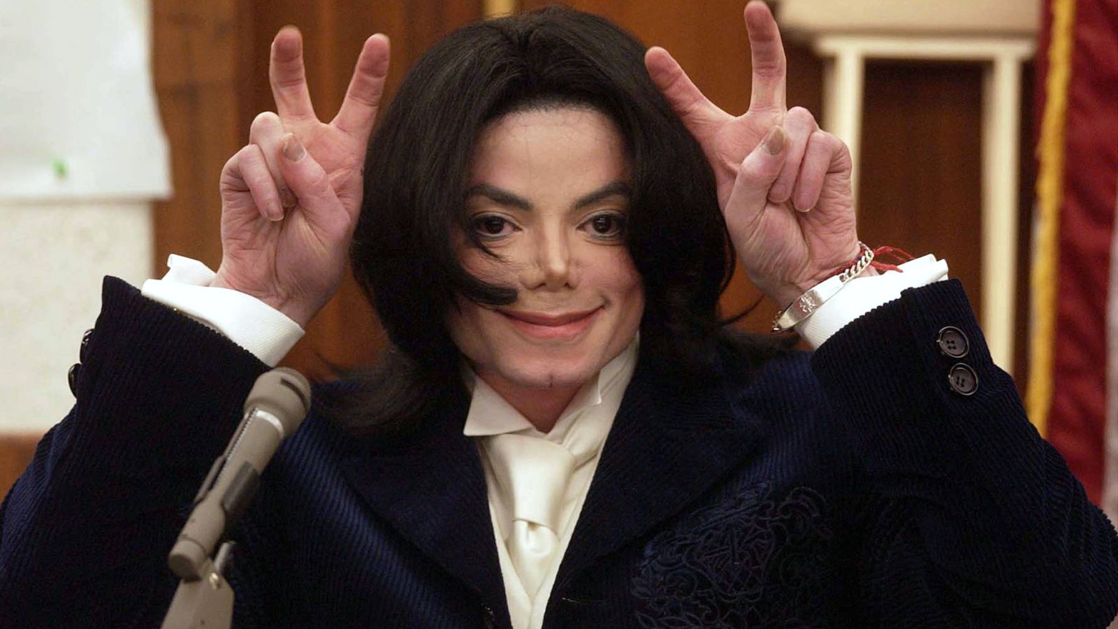 Foto: Michael Jackson testificando en un juicio. (Getty)