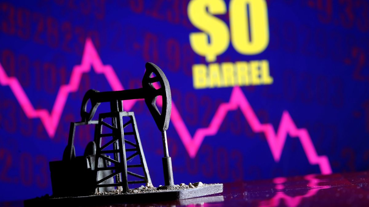 El petróleo en negativo: qué ha pasado y cómo va a afectar a su bolsillo