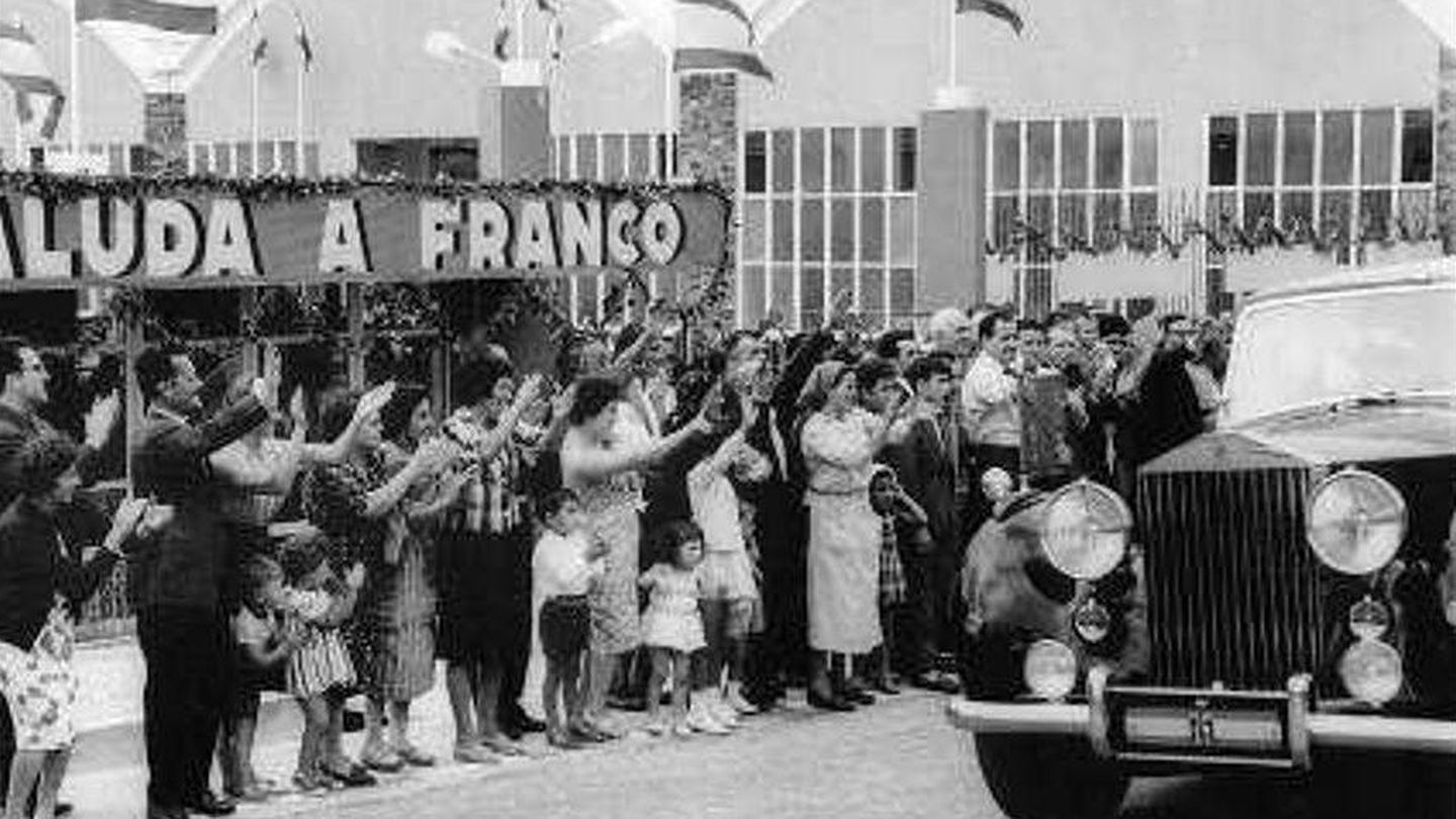 Los trabajadores de Pontesa reciben a Franco.