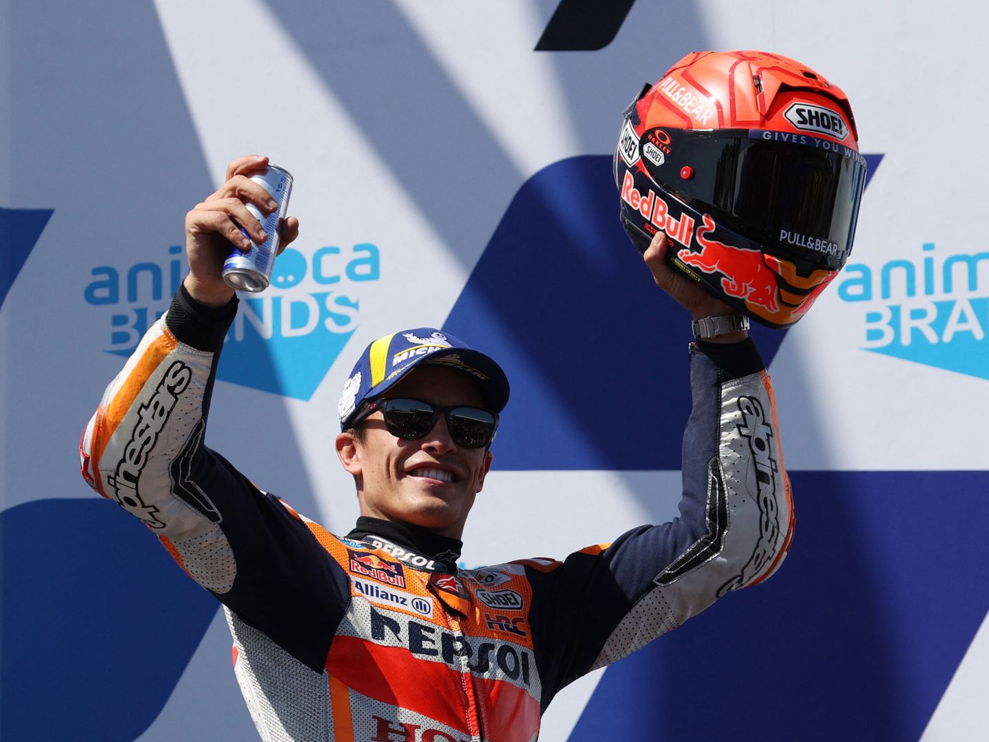 En Australia, Márquez estuvo a punto de lograr la victoria. Es una simple cuestión de tiempo que vuelva a lo más alto del podio. (Reuters/Loren Elliott)
