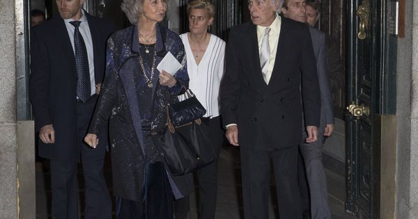 Foto: La reina Sofía asiste al 80 cumpleaños de la infanta Margarita. (J. Martín para Vanitatis)