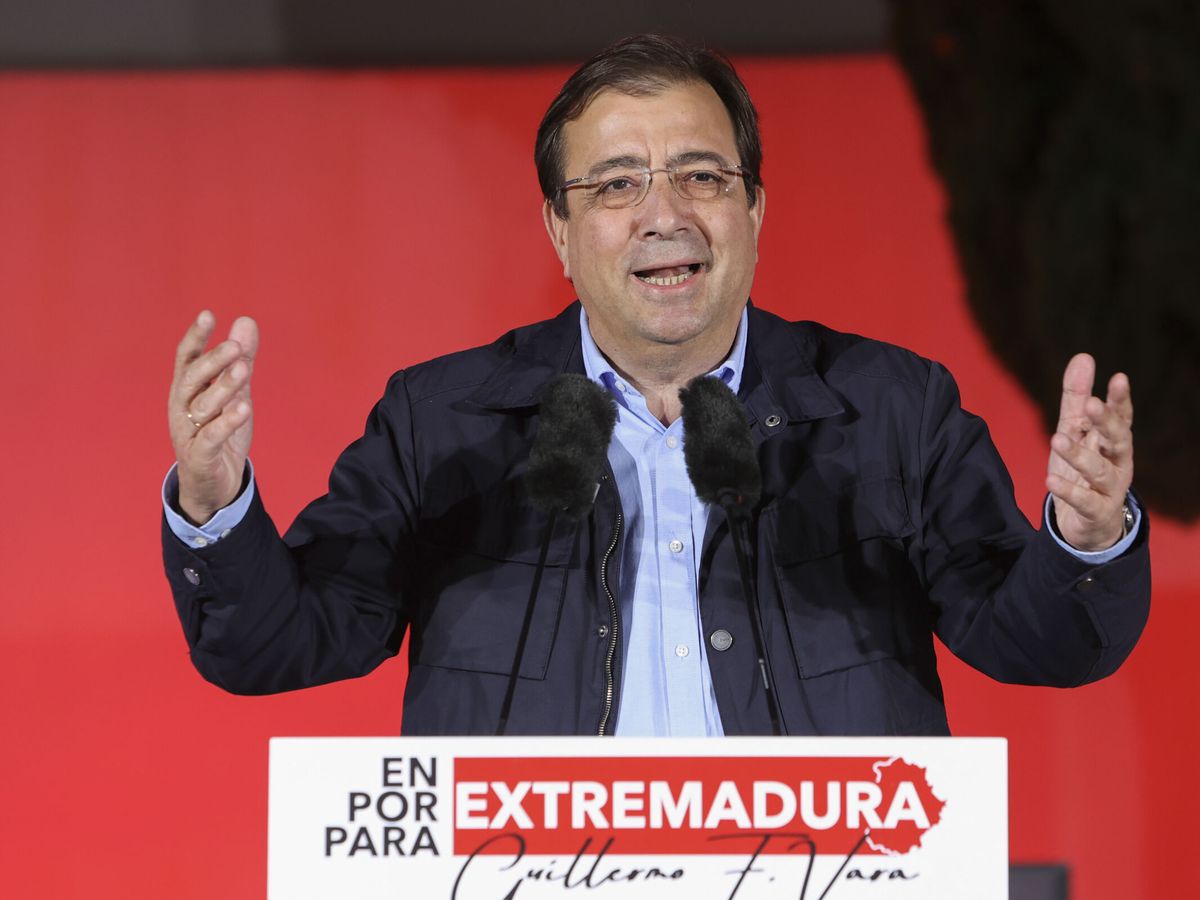 Foto: El secretario general del PSOE de Extremadura y candidato a la reelección a la presidencia de la Junta, Guillermo Fernández Vara. (EFE/Jero Morales)