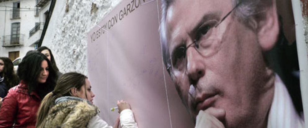 Foto: El ex juez Garzón, contra el secretario de Estado: “Tengo miedo de usted”