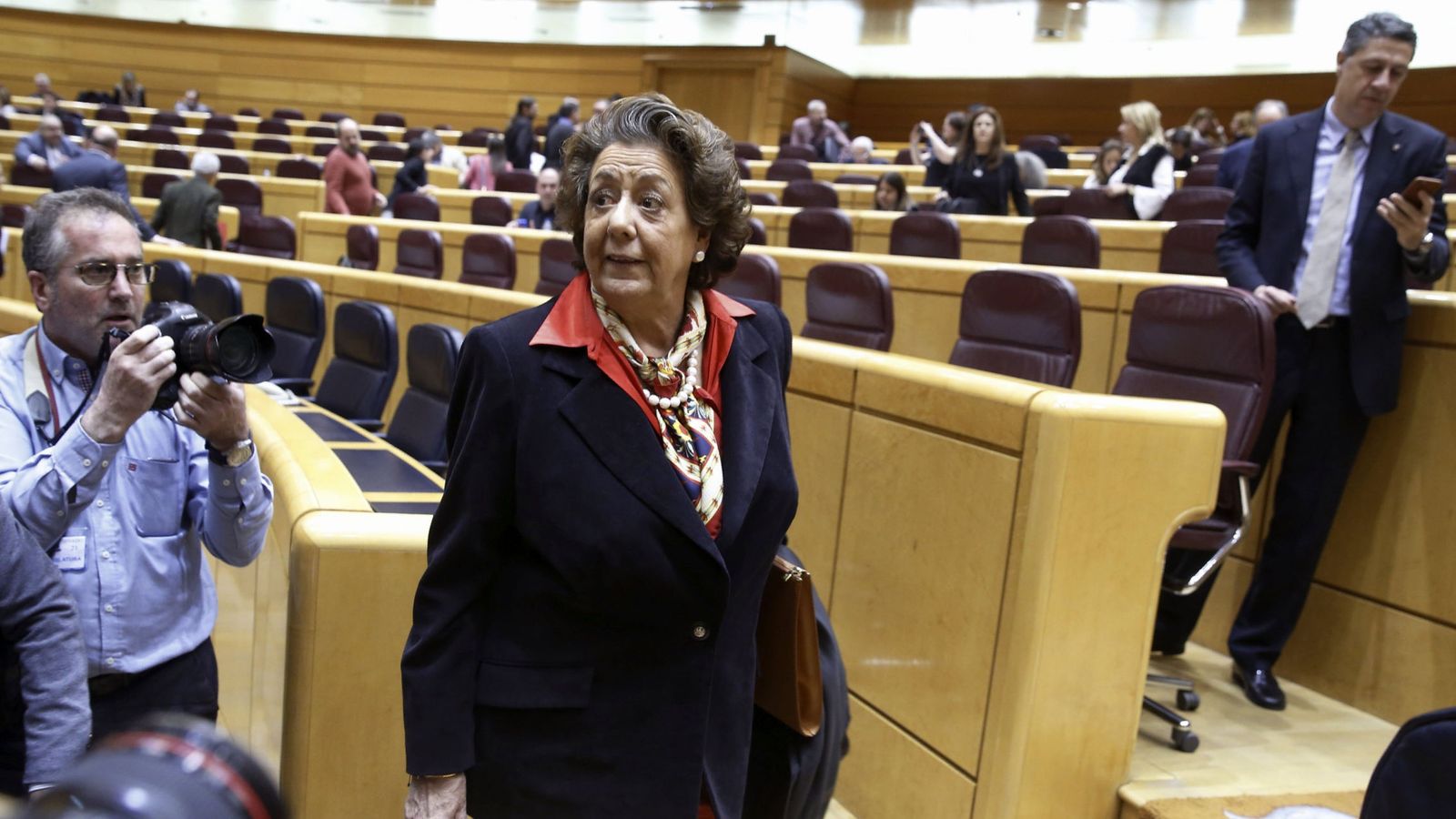 Foto: Rita Barberá asiste al pleno del Senado. (EFE)