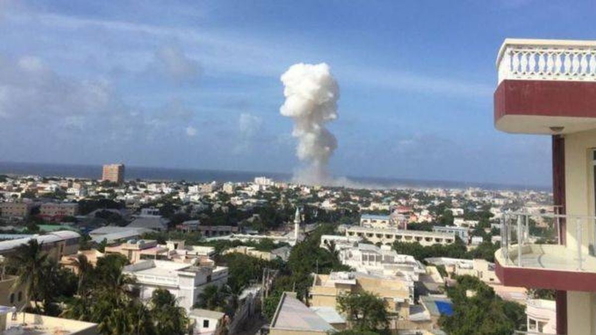 Trece muertos en un doble atentado cerca del aeropuerto de Mogadiscio