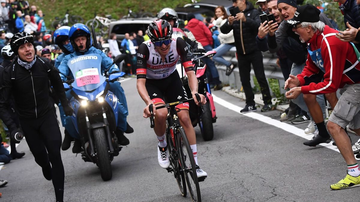 Pogacar desafía a la leyenda al ganar el Giro de Lombardía