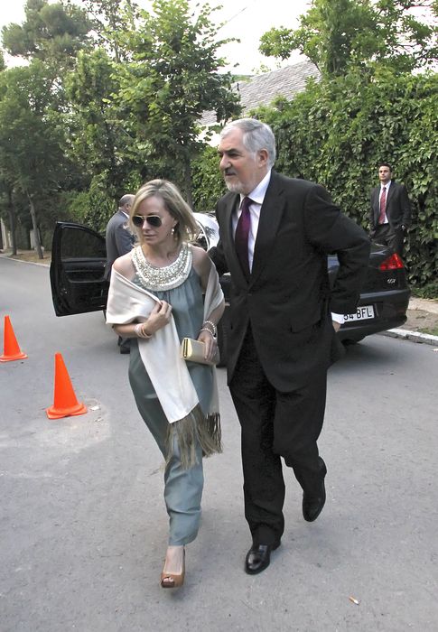 Foto: El fiscal general del Estado con Zapatero, Conde-Pumpido, y su esposa Clara Martínez de Careaga. (I.C)