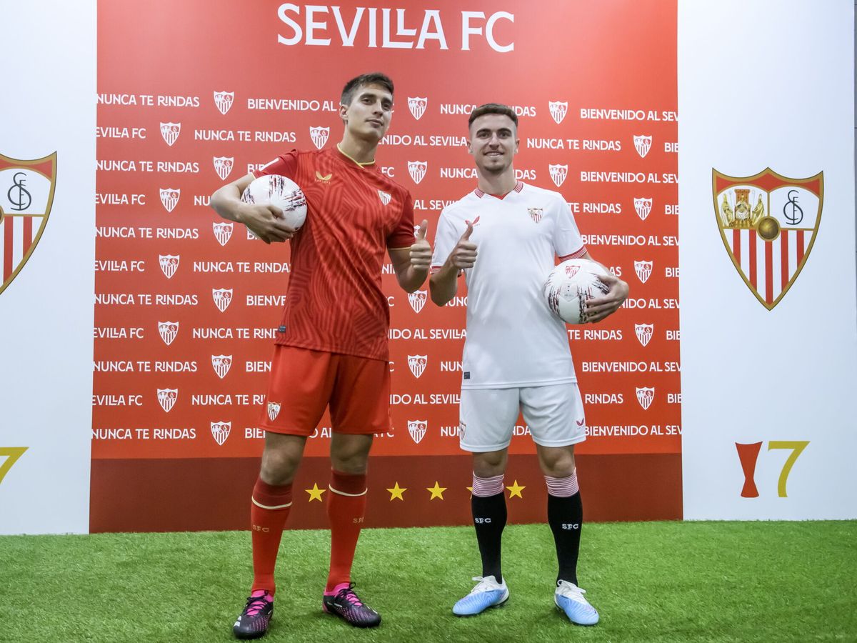 Foto: Gattoni y Pedrosa son dos de los refuerzos del Sevilla FC. (Foto: R. Caro/EFE) 