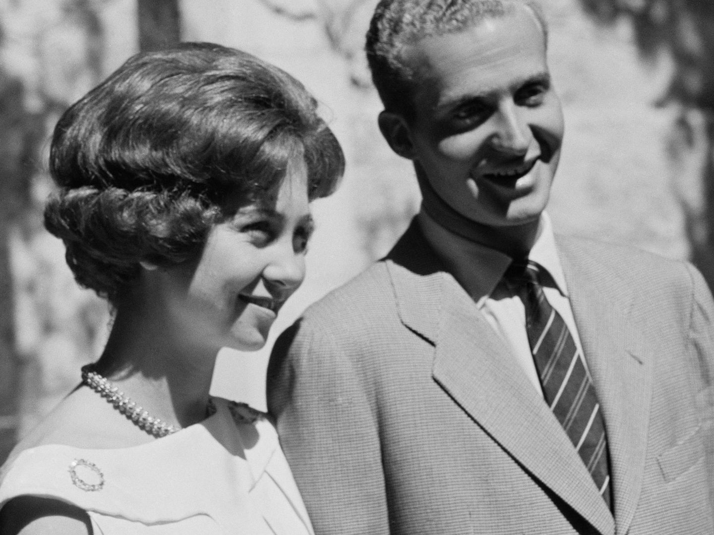 Don Juan Carlos y doña Sofía, el día que anunciaron su compromiso. (Cordon Press)