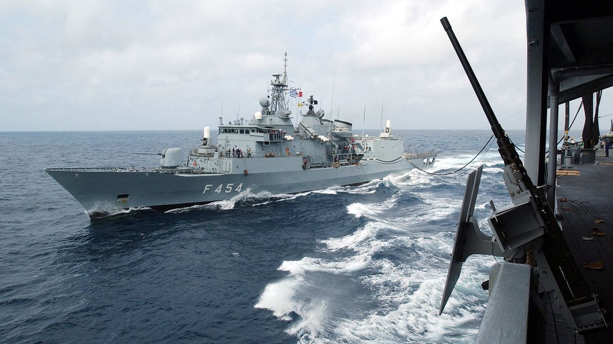 Máxima tensión en el Egeo: el arsenal naval de Grecia y Turquía ante un posible conflicto