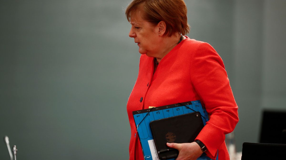 Merkel respalda la candidatura de Nadia Calviño para presidir el Eurogrupo