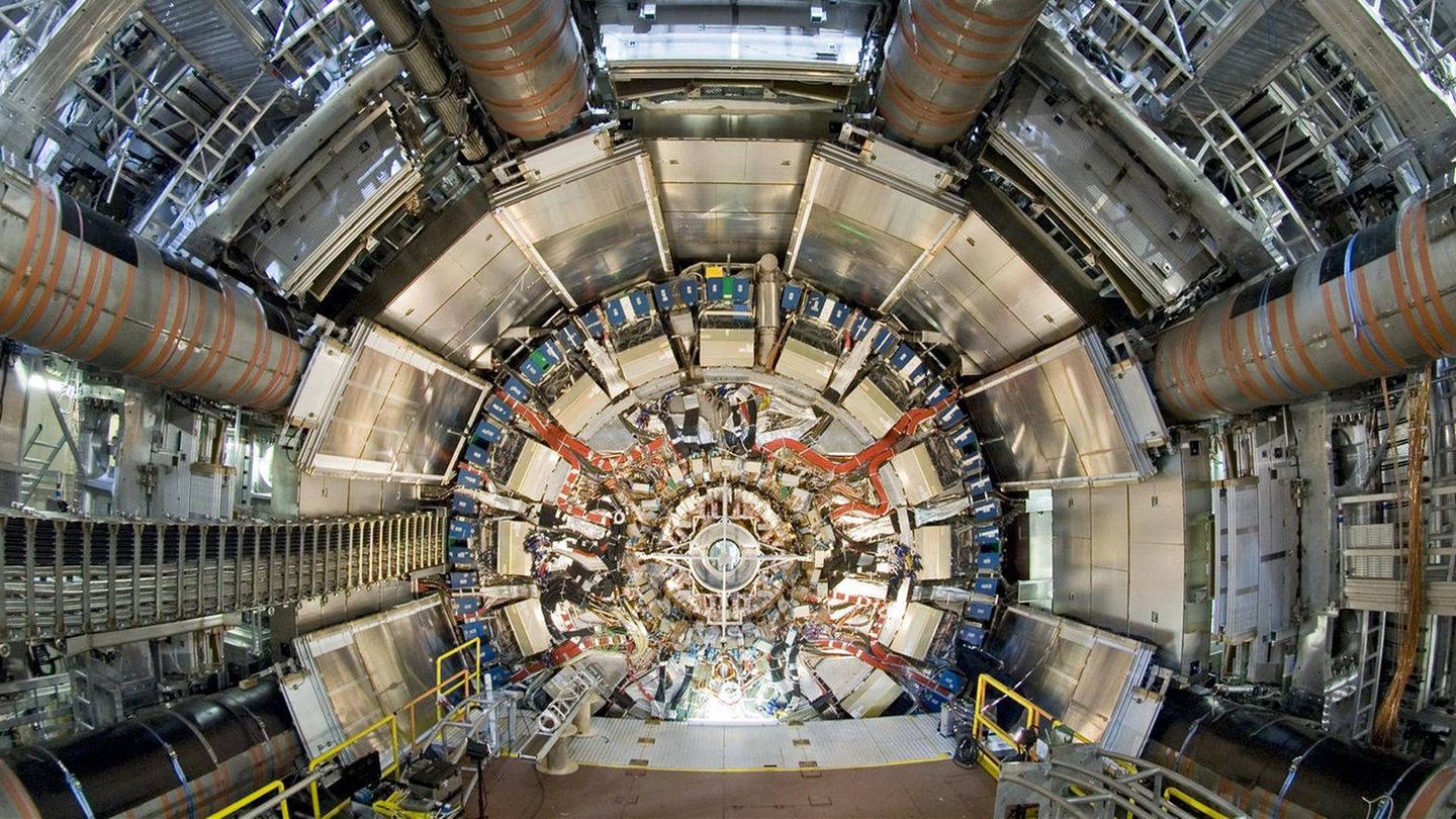 El experimento ATLAS en el LHC 