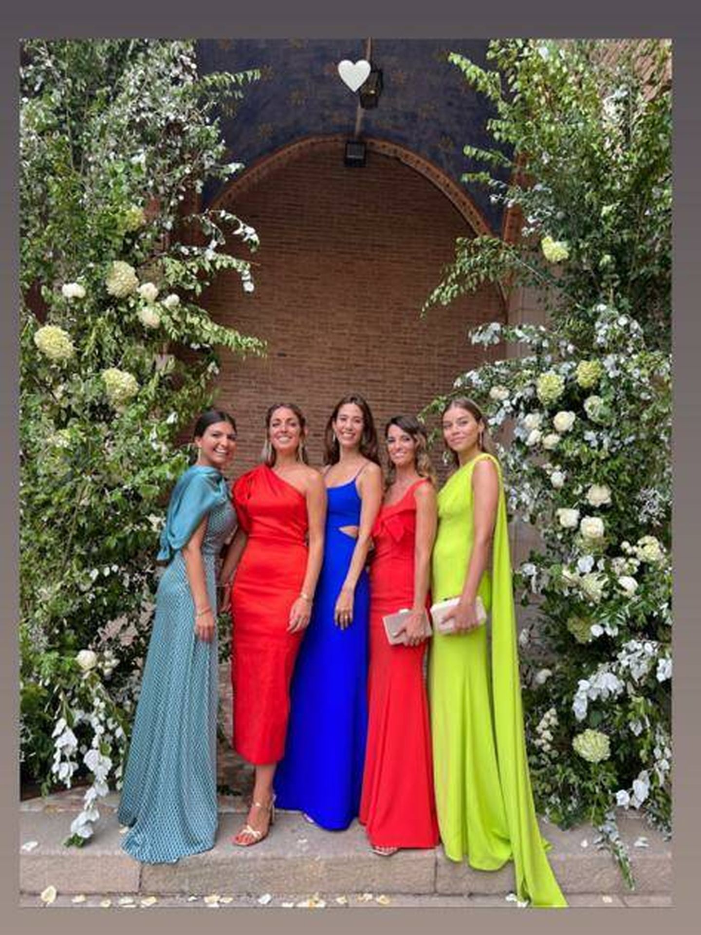 Anne-Marie Colling, nuera de Rosa Clará, en la boda de la influencer. (Instagram/ @mariapprieto_)