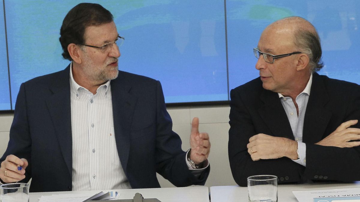 Rajoy anuncia que habrá una reducción "inmediata" en las retenciones de autónomos