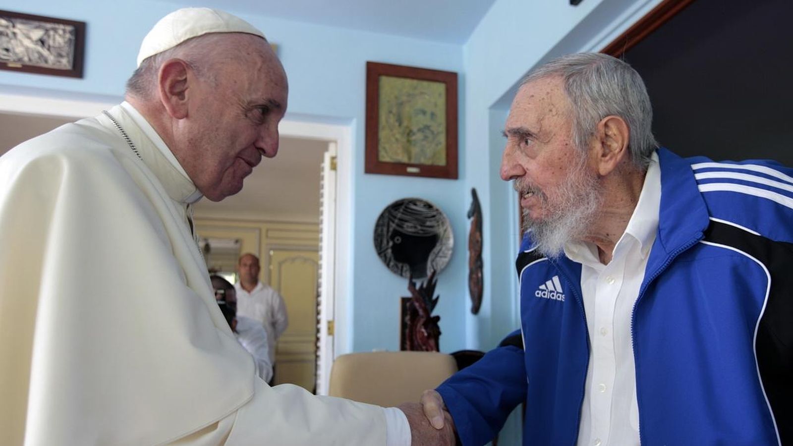 Foto: El Papa Francisco junto a Fidel Castro. (Reuters)