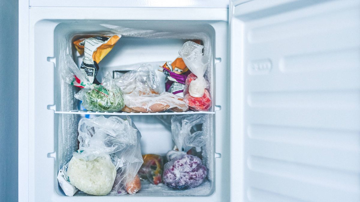 Los 6 alimentos no aptos para congelar por seguridad alimentaria: son peligrosos